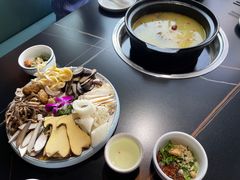-野菌皇海景野生菌火锅(滨海大道店)