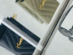 -SAINT LAURENT(海港城店)