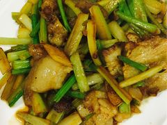 芹菜炒肉-鱼香馆(金丰花园店)