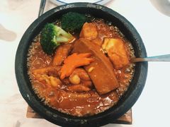 -匠心牛公馆·潮汕牛肉海鲜火锅(索菲特店)