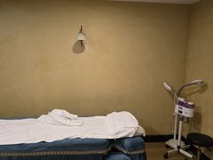 -千枝花·按摩·美容·经络SPA(建旺大厦店)