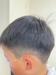 -PE SALON