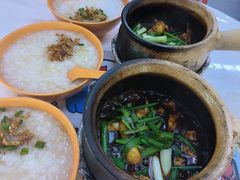 -长城砂煲田鸡粥