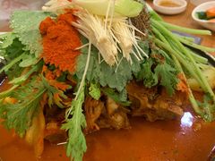 土豆排骨火锅-喇喇排骨火锅·传统韩式脊骨汤(望京西园总店)