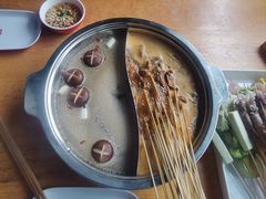 -袁记串串香(梁家巷店)