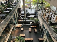 -ROAST coffee & eatery