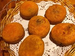 南瓜饼-三道苗苗鱼·美蛙黄辣丁(八里店)