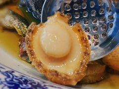 清油泼长寿鱼拼鲜鲍鱼-寻味顺德·珍之宝酒楼(银钻店)