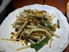 -魏铭鱼头捞饭(晋阳路店)