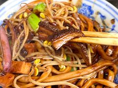 -珠宝街老左杂酱面馆