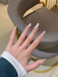 -丽心自助美甲美睫