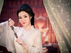 -九月鹰飞汉服摄影工作室