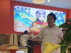 -柳大厨螺蛳粉(人民路总店)
