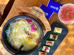 -桥香园过桥米线(国贸店)