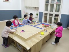 -小象托育