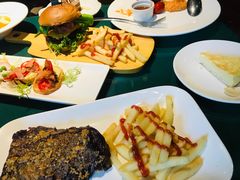 -BIGHOUSE·大房子电影主题融合餐厅(盐河巷店)