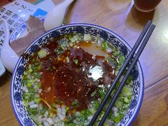 -伊穆祥牛肉面总店·清真