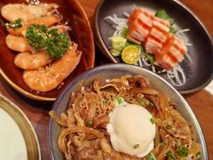 -8PINTS八品脱·日料·烧鸟·精酿小酒馆(莘庄店)