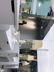 -变画·发型STUDIO