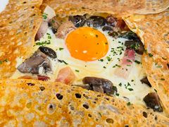 鸡蛋蘑菇熏肉荞麦可丽饼-RAC BAR(安福路店)