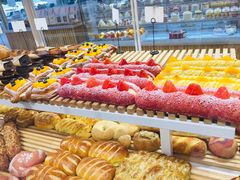 -焙丽拾光(麦凯乐直营店)