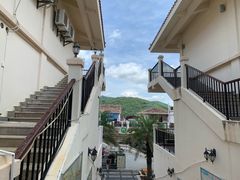 -亚龙湾亚泰商业街