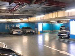 场地-上海来福士广场-停车场