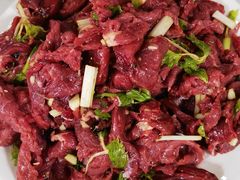 -黄利砖万峰林布依特色酸笋牛肉馆