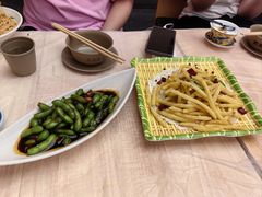 -肥肥虾庄·金牌油焖大虾(东湖欢乐谷店)