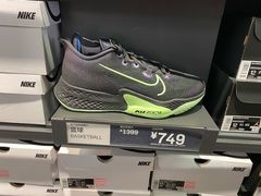 -NIKE上海青浦优选体验店