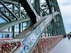 -科隆霍亨索伦桥爱情锁