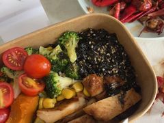 -巴厘龙虾·榜首油焖大虾(音乐学院·沿江酒馆店)