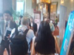 -上海龙之梦万丽酒店