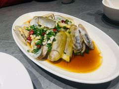 葱姜炒蛏子-佬太公海鸭·海鲜大排档(上海总店)