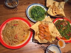 -泥糊破店小酒馆·团建聚餐(南京西路店)