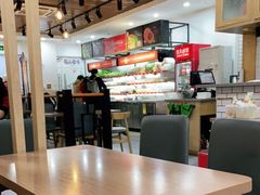 大堂-杨国福麻辣烫(龙阳广场店)