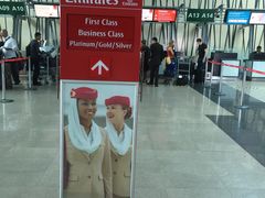 -西沃古尔·拉姆古兰爵士国际机场