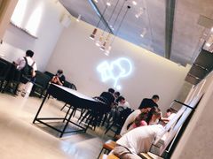 大堂-喜茶(深圳东门1234店)