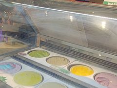 -亚马逊环球美食百汇(新城吾悦广场店)