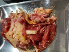 -围炉肉舍•炭烤活鳗•丹东海鲜烤肉(步行街店)