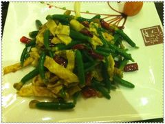 小炒黄瓜苗-院落创意菜