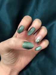 -纤指百魅美甲美睫