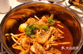 Garlic Shrimp Hot Pot