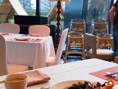 -松咖啡自助餐厅·松北香格里拉