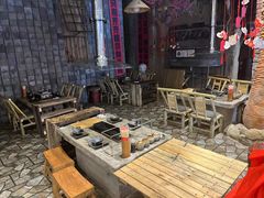 -破瓦寒窑·地摊烤羊排