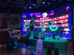 -粉墨特色菜·烧烤音乐酒馆