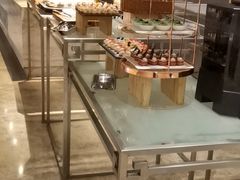 -筠咖啡西餐厅(上海国展宝龙丽筠酒店)