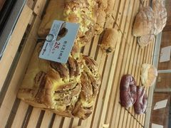 -BROAD面包路·欧式面包(龙湖时代C馆店)