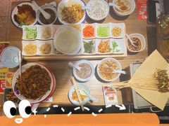 -怪噜范·老贵阳街头名小吃(数博万达店)
