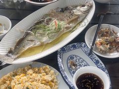 -七的湖·晚芳亭·阳澄湖农家菜·大闸蟹(莲花岛店)